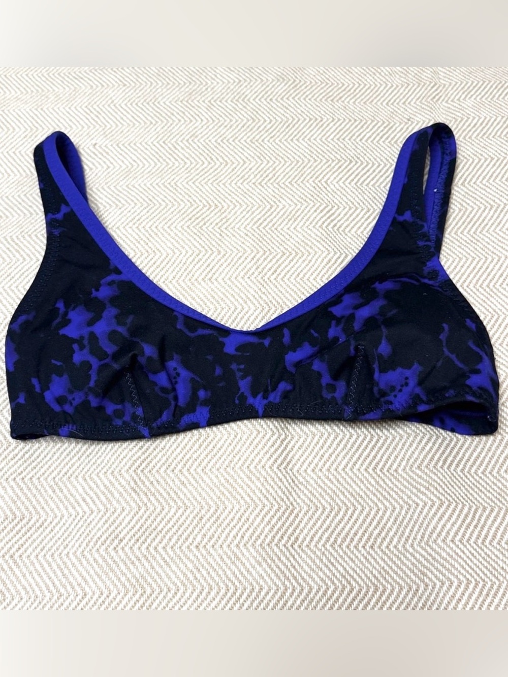 Fabletics Sunset Scoop Blue Bikini Top Size XS Athleisure Sporty Bra Gymwear